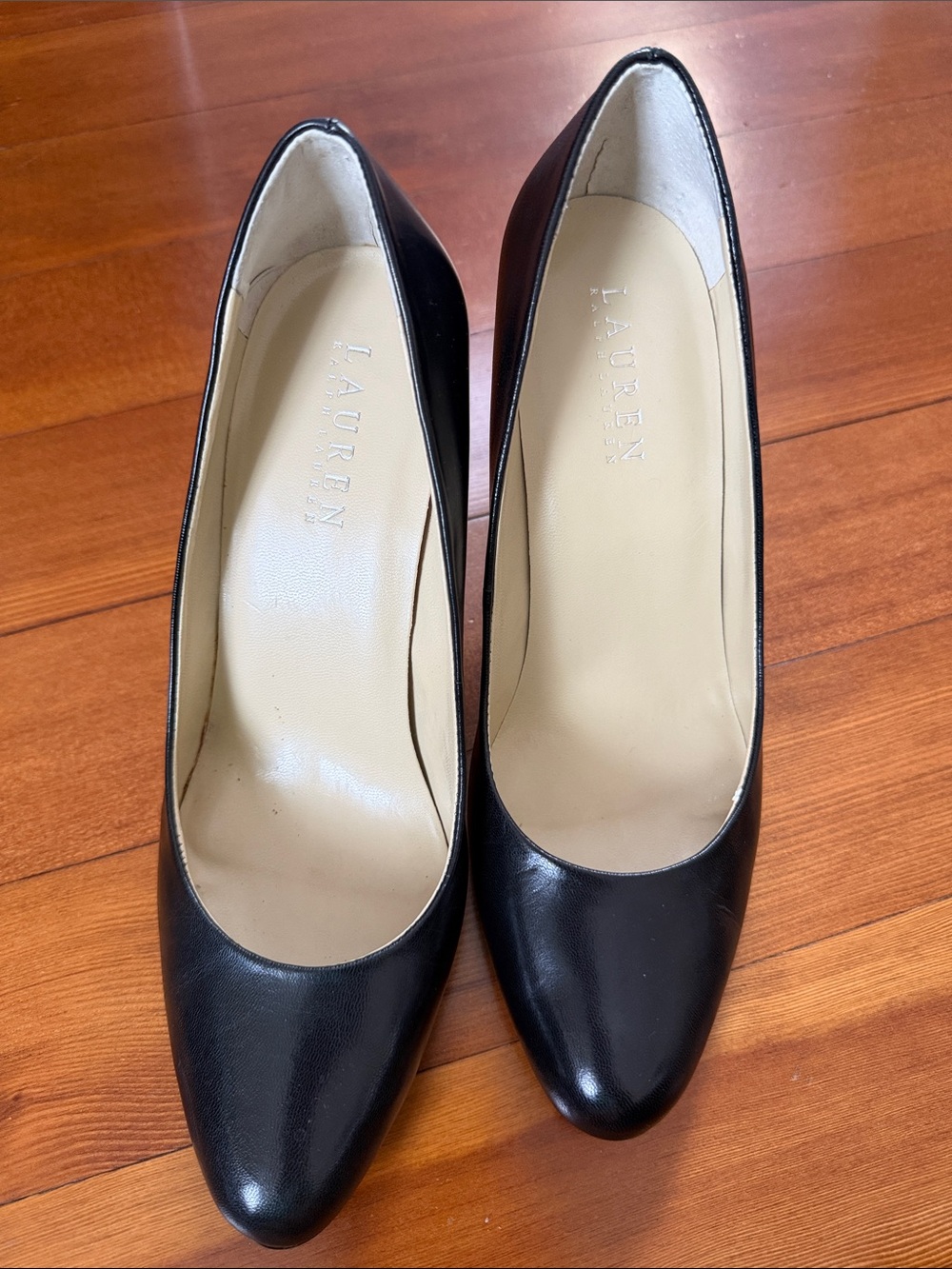 Lauren Ralph Lauren Black Leather Pointed Toe Classic Pumps